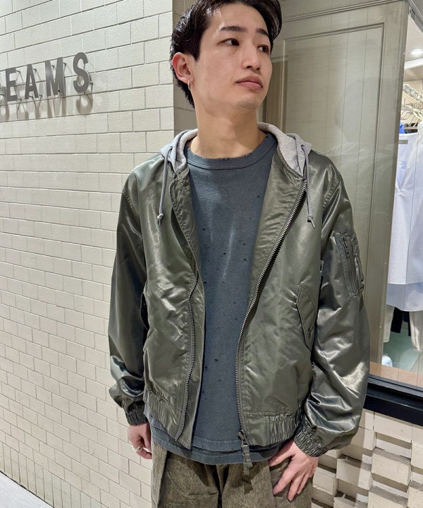 藤井 倖輝さんの「BEAMS WOMEN｜フェイクレイヤード フライトジャケット【ワイドショートフィット】」を使ったコーディネート