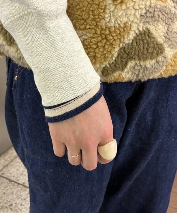 キラリさんの「BEAMS WOMEN｜【別注】Champion / バックプリント リバースウィーブ(R) クルー スウェット」を使ったコーディネート