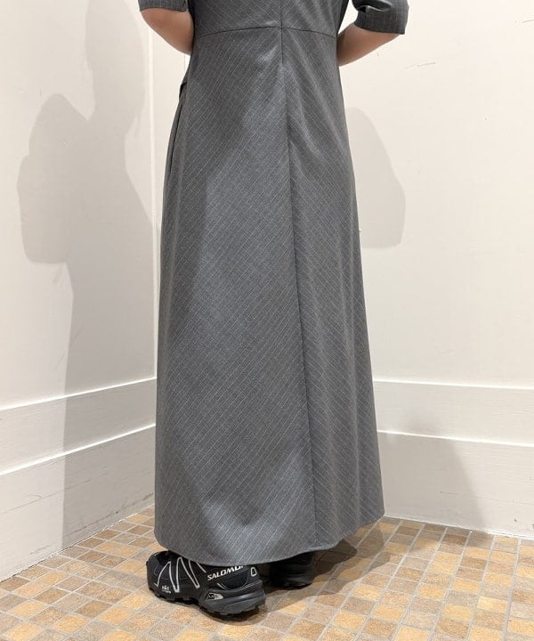 松本 佳菜子さんの「BEAMS WOMEN｜HEY! Mrs ROSE / メタル & チェーン バッグ」を使ったコーディネート