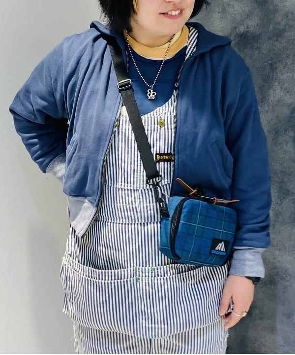 佐藤 歩さんの「BEAMS WOMEN｜【別注】GREGORY / VINTAGE MINI MISSION PACK CHECK」を使ったコーディネート