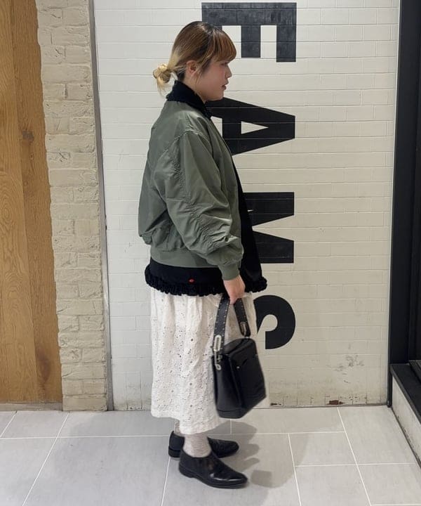 大石彩可さんの「BEAMS WOMEN｜ギャザー アーム MA-1」を使ったコーディネート