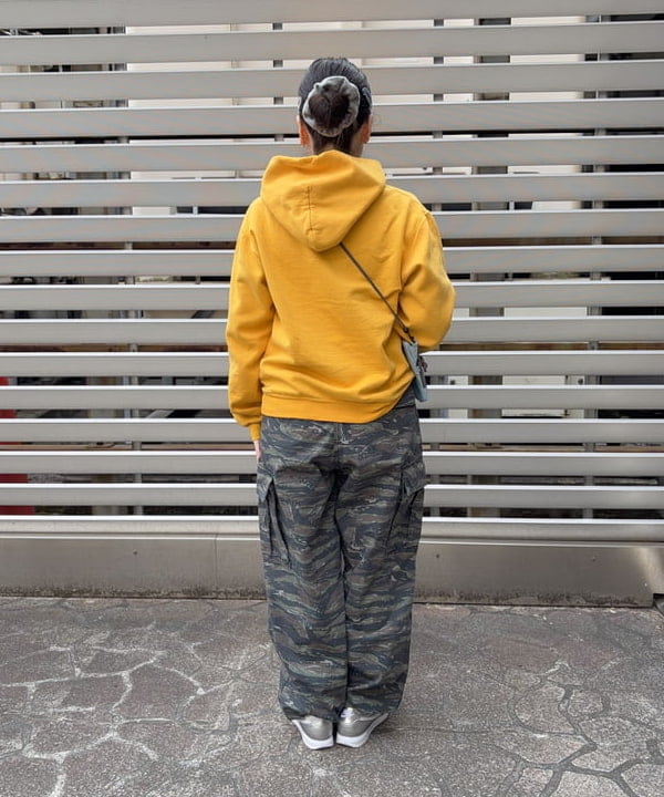 コウリキ　マミさんの「BEAMS WOMEN｜リップストップ ミリタリー パンツ」を使ったコーディネート