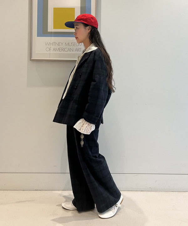 清水 彩乃さんの「BEAMS WOMEN｜スウィッチ ボーダー ロングスリーブ」を使ったコーディネート