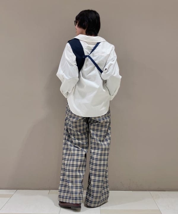 みやさかさんの「BEAMS WOMEN｜【別注】ENGINEERED GARMENTS / ワンショルダー ベスト」を使ったコーディネート