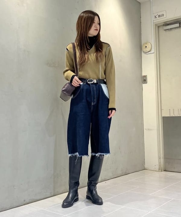 CHIHIROさんの「BEAMS WOMEN｜フライス タートルネックプルオーバー」を使ったコーディネート