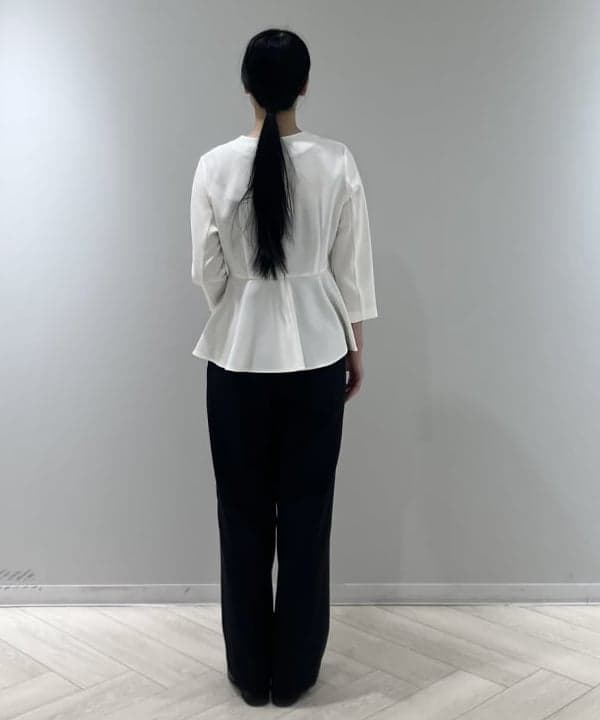 OSUMIさんの「BEAMS WOMEN｜トリアセ ペプラム ブラウス＊」を使ったコーディネート
