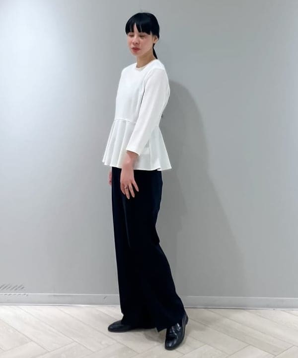 OSUMIさんの「BEAMS WOMEN｜トリアセ ペプラム ブラウス＊」を使ったコーディネート
