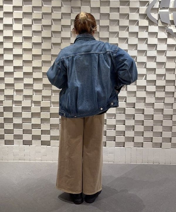 大石彩可さんの「BEAMS WOMEN｜RED CARD TOKYO / Lexington」を使ったコーディネート