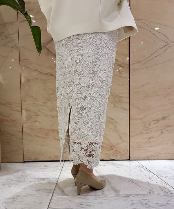 小笠原 楓さんの「BEAMS WOMEN｜カラー リリーハーフ コート＊」を使ったコーディネート