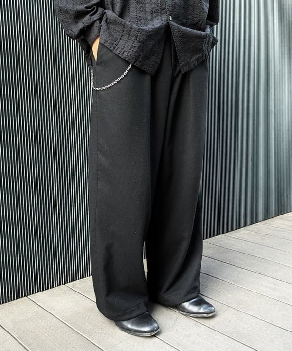 森田 倫太郎さんの「BEAMS WOMEN｜フランネル ワイド スラックス」を使ったコーディネート