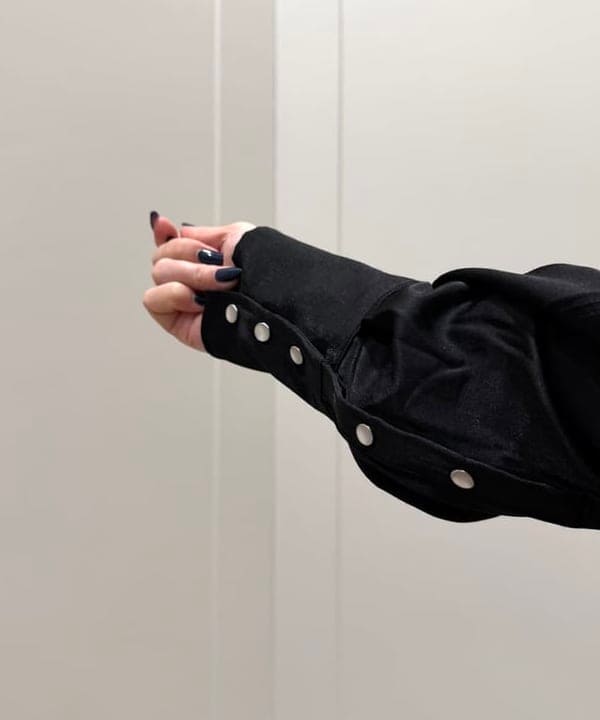 松本 佳菜子さんの「BEAMS WOMEN｜サテン ウエスタン シャツ」を使ったコーディネート