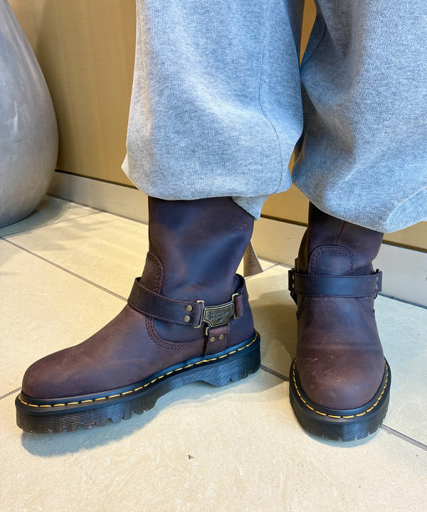 ハルキ　モモナさんの「BEAMS WOMEN｜GHOSPELL / Louise Mini Dress」を使ったコーディネート