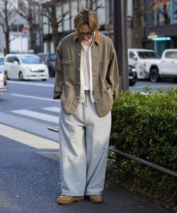 SUDOさんの「BEAMS WOMEN｜フェード デニム ルーズ カバーオールジャケット」を使ったコーディネート