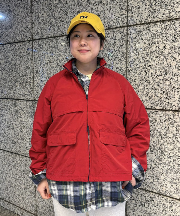 イガラシさんの「BEAMS WOMEN｜ナイロン パッカブル フード ジャケット」を使ったコーディネート