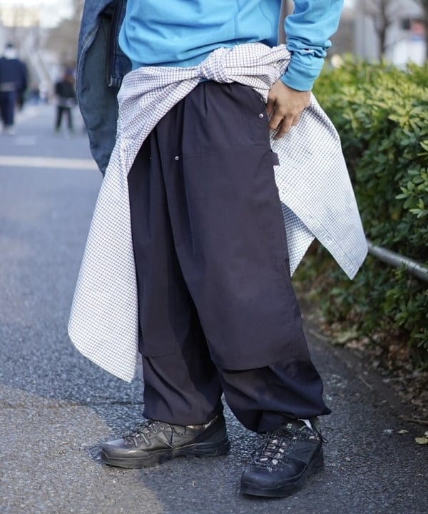 BAKU(東江 漠)さんの「BEAMS WOMEN｜【別注】Champion / リバースウィーブ（R）シティ ロングスリーブTシャツ」を使ったコーディネート