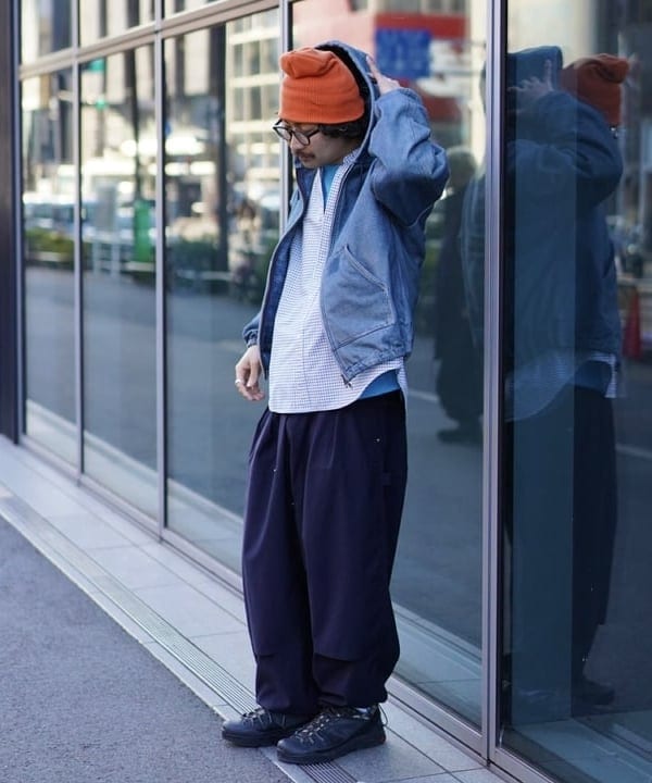 BAKU(東江 漠)さんの「BEAMS WOMEN｜【別注】Champion / リバースウィーブ（R）シティ ロングスリーブTシャツ」を使ったコーディネート