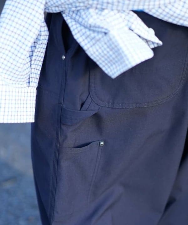 BAKU(東江 漠)さんの「BEAMS WOMEN｜【別注】Champion / リバースウィーブ（R）シティ ロングスリーブTシャツ」を使ったコーディネート