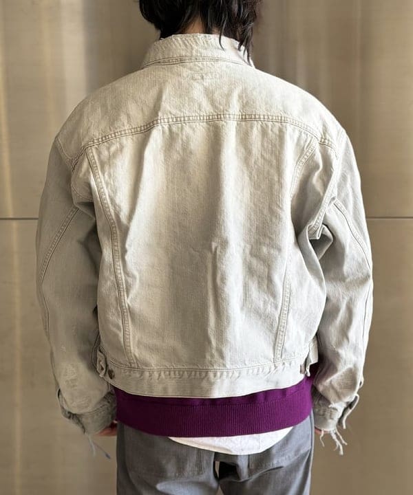 うえきんぐさんの「ワイドショート ダメージ デニム ジャケット」を使ったコーディネート