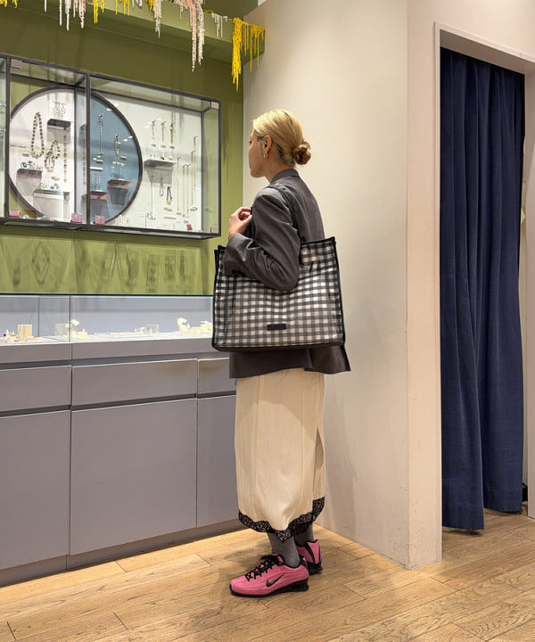 れいなさんの「BEAMS WOMEN｜レース キリカエ キャミワンピース」を使ったコーディネート