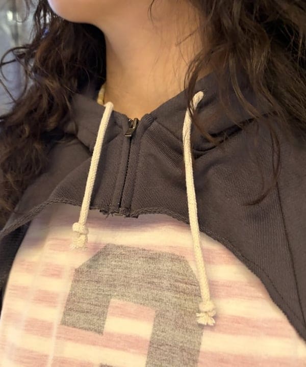 ばるたんさんの「BEAMS WOMEN｜シアー ナンバリング フットボール」を使ったコーディネート