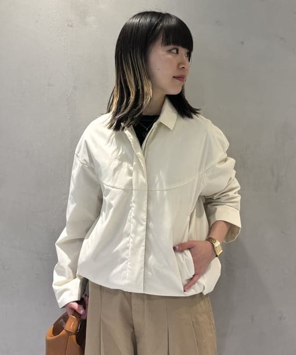 中平 あみさんの「BEAMS WOMEN｜ワイド タック チノ パンツ」を使ったコーディネート