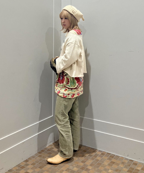 小原 もこさんの「BEAMS WOMEN｜フェイクファー ミトン 25FW」を使ったコーディネート