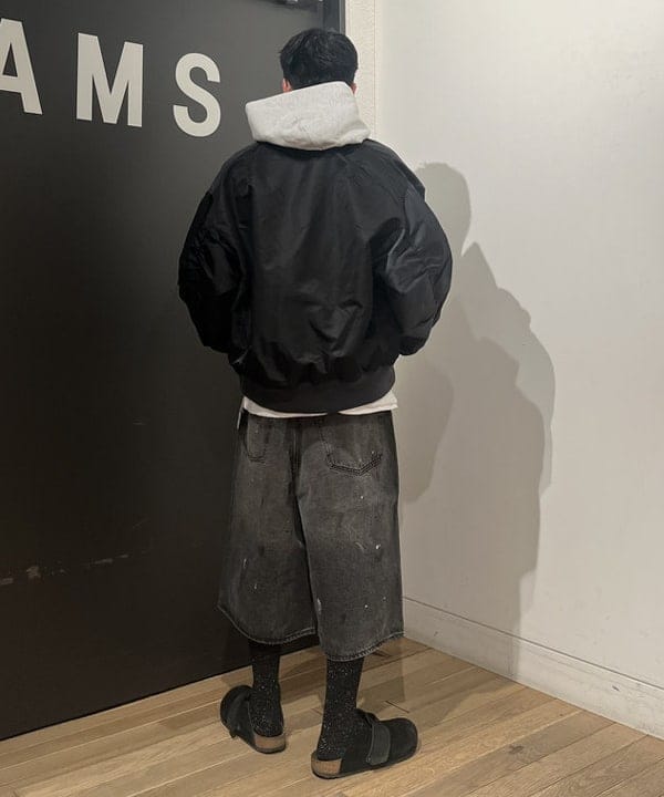 BANさんの「BEAMS WOMEN｜【ワイドフィット】クレイジー MA-1」を使ったコーディネート