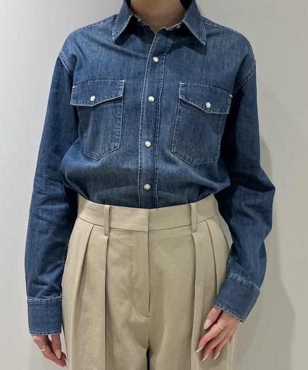 nodokaさんの「BEAMS WOMEN｜AK+1 / 8オンス ウォッシュド シャツ」を使ったコーディネート