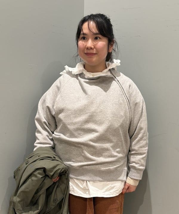 イガラシさんの「BEAMS WOMEN｜maturely / メモリー ツイル ミリタリー コート」を使ったコーディネート