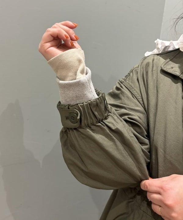 イガラシさんの「BEAMS WOMEN｜maturely / メモリー ツイル ミリタリー コート」を使ったコーディネート