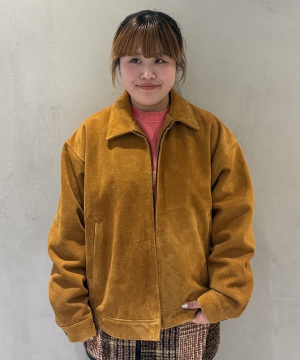 大石彩可さんの「BEAMS WOMEN｜【リラックスフィット】プリント フェード スウェット」を使ったコーディネート