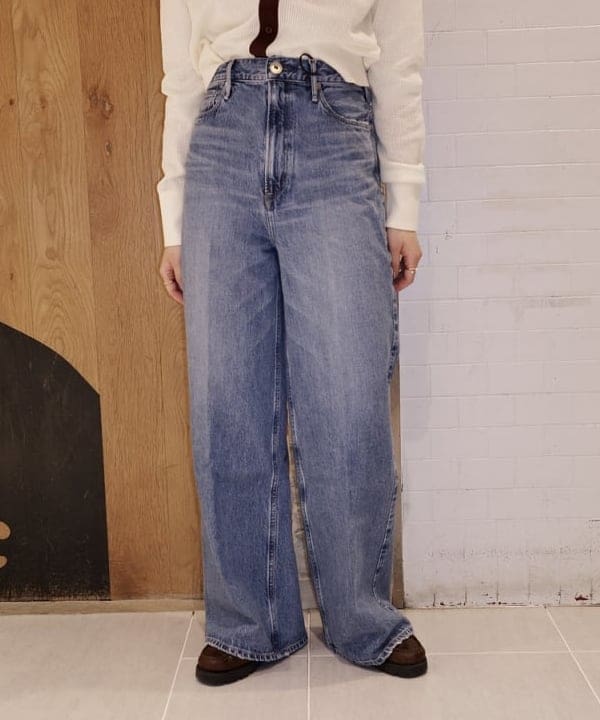 Joさんの「BEAMS WOMEN｜【別注】upper hights / THE SISTER デニムパンツ BRUME」を使ったコーディネート