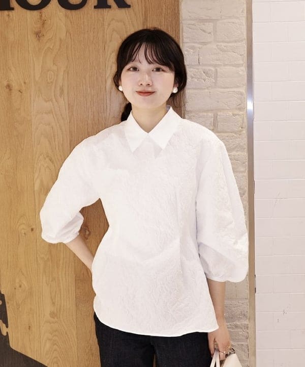 Joさんの「BEAMS WOMEN｜フクレ織り アタッチドカラー ブラウス＊」を使ったコーディネート