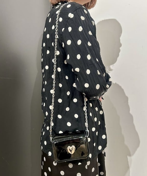 早川 萌子さんの「BEAMS WOMEN｜ドット クリンクル フリル シャツ」を使ったコーディネート