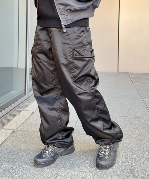 BAKU(東江 漠)さんの「BEAMS WOMEN｜【ワイドフィット】クレイジー MA-1」を使ったコーディネート