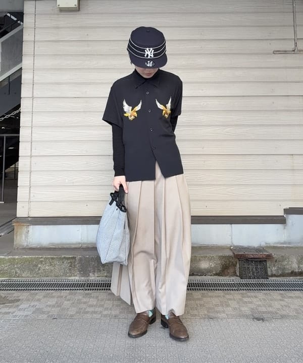 森川 夏衣さんの「BEAMS WOMEN｜【別注】NEW ERA / PILLBOX CAP」を使ったコーディネート