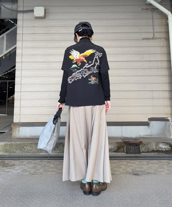 森川 夏衣さんの「BEAMS WOMEN｜【別注】NEW ERA / PILLBOX CAP」を使ったコーディネート