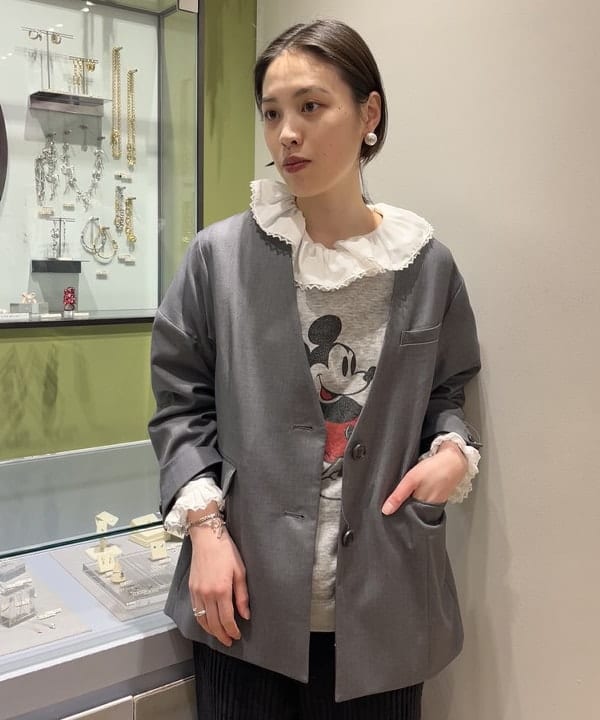 神坂 莉子さんの「BEAMS WOMEN｜ノーカラー ビッグ ジャケット」を使ったコーディネート