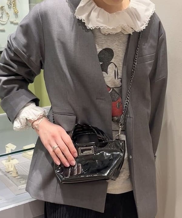 神坂 莉子さんの「BEAMS WOMEN｜ノーカラー ビッグ ジャケット」を使ったコーディネート