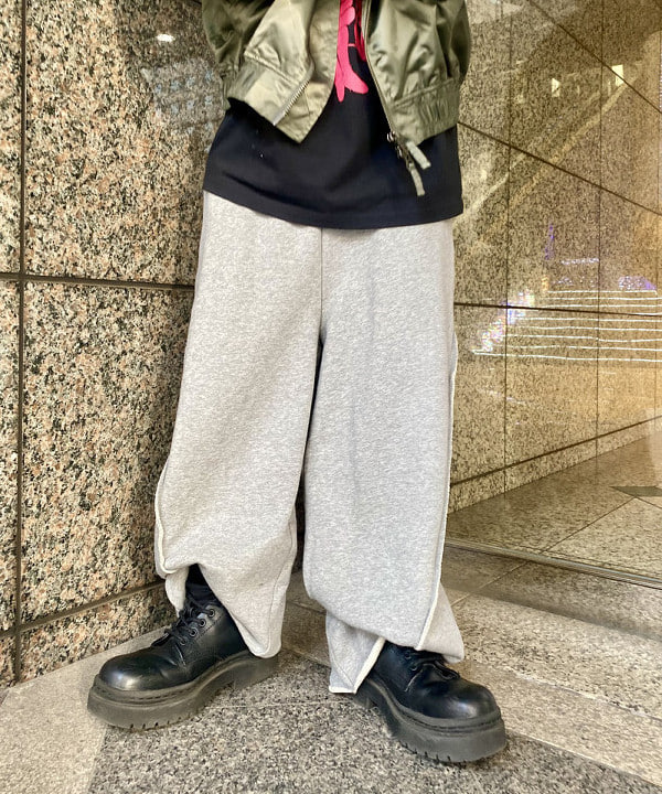 はるひむさんの「BEAMS WOMEN｜フェイクレイヤード フライトジャケット【ワイドショートフィット】」を使ったコーディネート