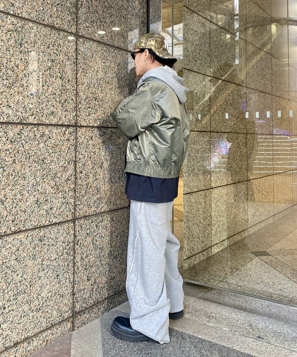 はるひむさんの「BEAMS WOMEN｜フェイクレイヤード フライトジャケット【ワイドショートフィット】」を使ったコーディネート