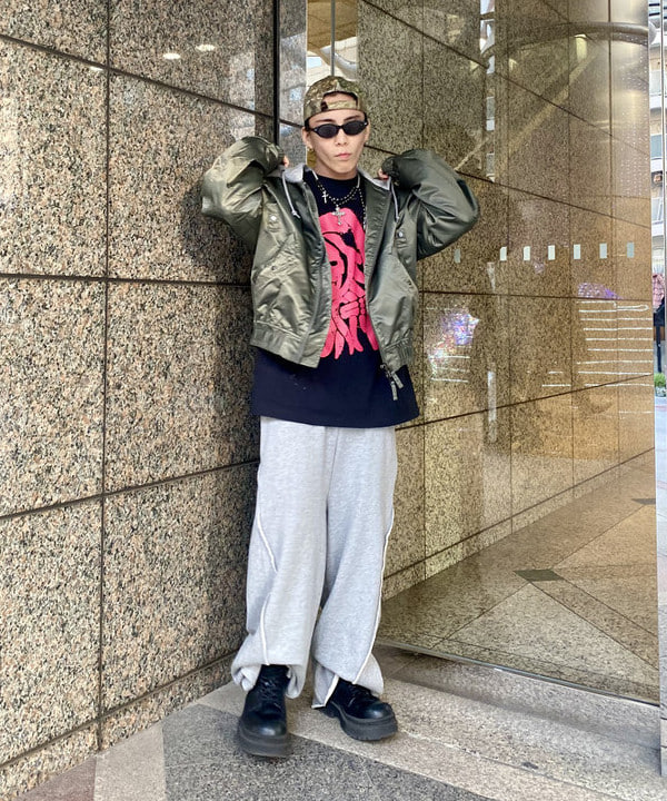 はるひむさんの「BEAMS WOMEN｜フェイクレイヤード フライトジャケット【ワイドショートフィット】」を使ったコーディネート