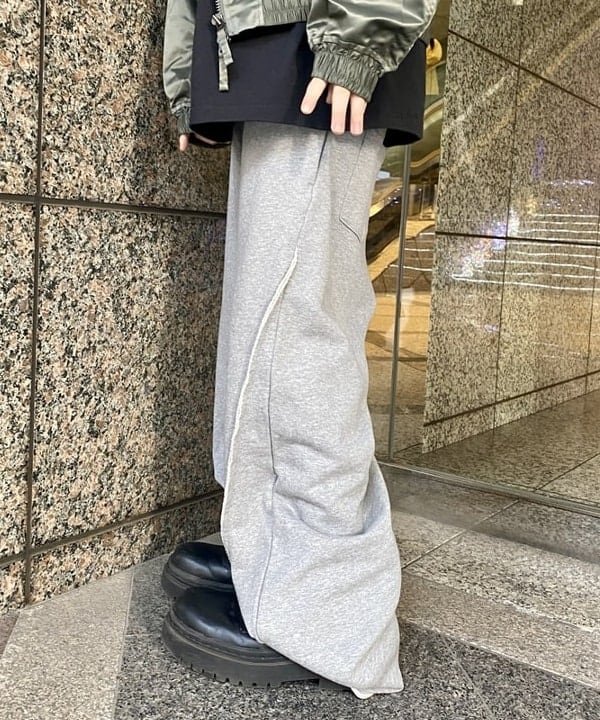 はるひむさんの「BEAMS WOMEN｜フェイクレイヤード フライトジャケット【ワイドショートフィット】」を使ったコーディネート