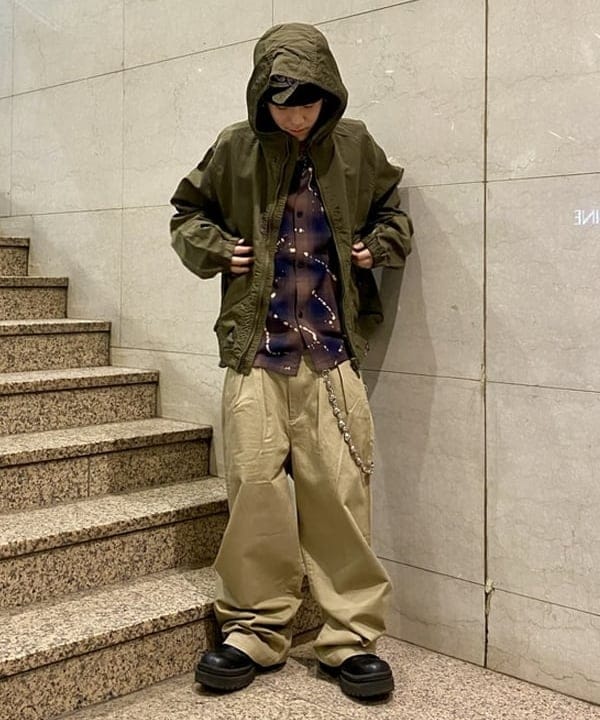 はるひむさんの「BEAMS WOMEN｜ガーメントダイ フーデッド ブルゾン【ワイドショートフィット】」を使ったコーディネート