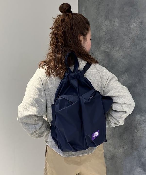 モモさんの「BEAMS WOMEN｜ワイド タック チノ パンツ」を使ったコーディネート