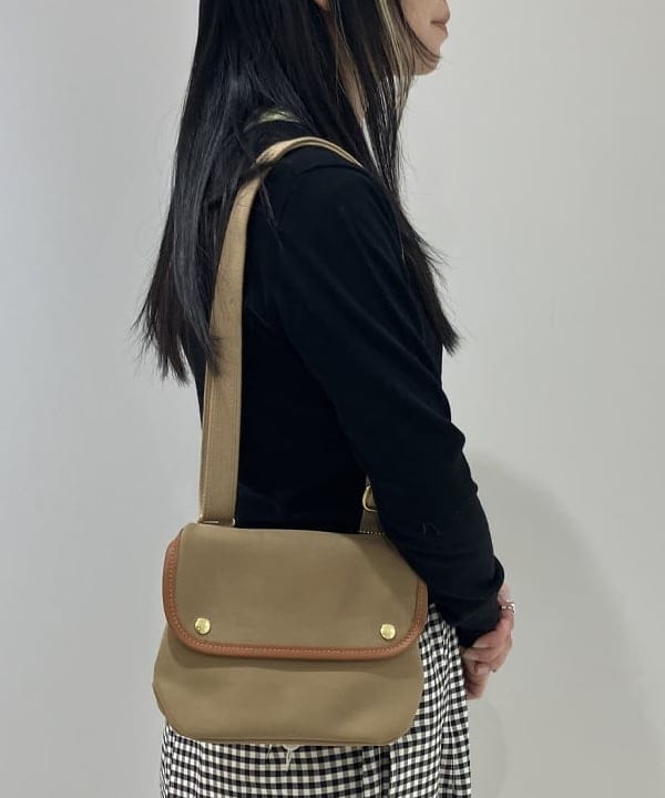 にしだてさんの「BEAMS WOMEN｜14ゲージ クルーネック カーディガン」を使ったコーディネート