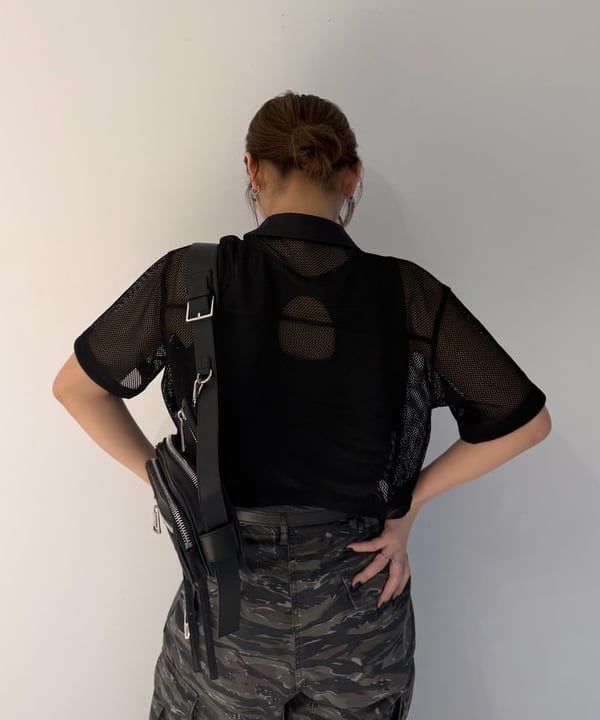 松本 佳菜子さんの「BEAMS WOMEN｜ワイド ショルダー バッグ」を使ったコーディネート