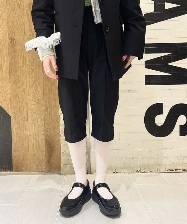 江口 息吹さんの「BEAMS WOMEN｜ノーカラー ビッグ ジャケット」を使ったコーディネート