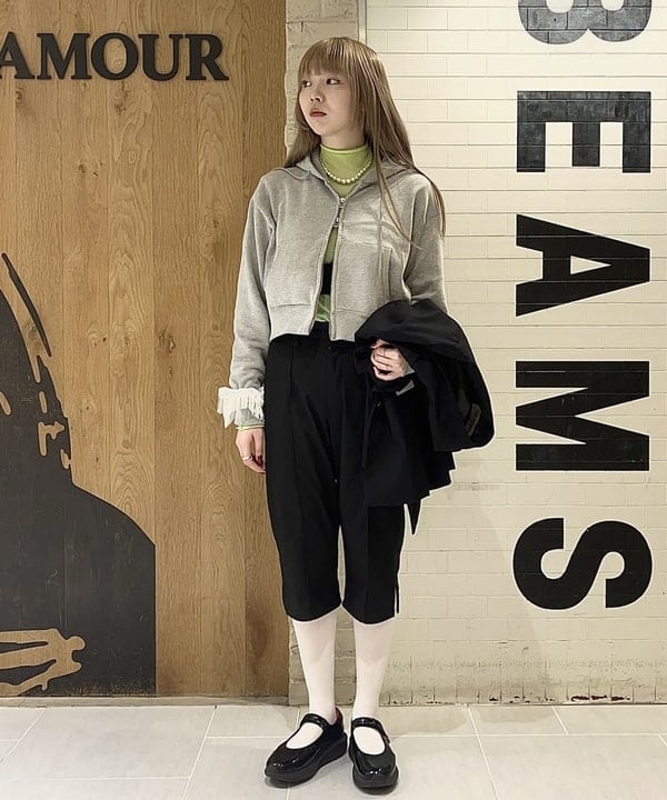 江口 息吹さんの「BEAMS WOMEN｜ノーカラー ビッグ ジャケット」を使ったコーディネート