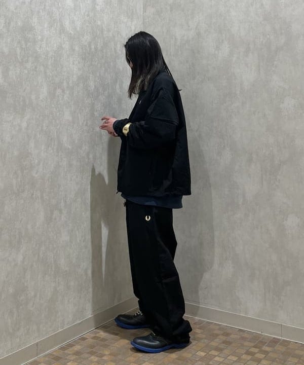菊田 悠さんの「BEAMS WOMEN｜【別注】FRED PERRY / SHELL PANT 26SS」を使ったコーディネート